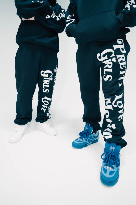 Pretty Girls Love Motion-sweatpants